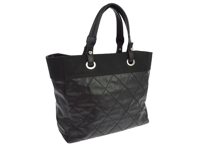 Chanel Biarritz Quilted Coated Canvas Small Nero - vista 2