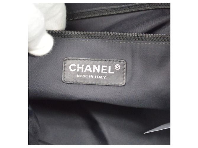 Chanel Biarritz Quilted Coated Canvas Small Nero - vista 4