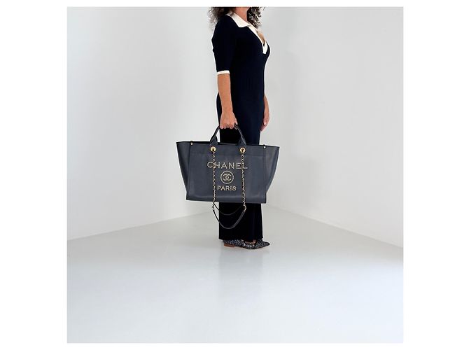 Chanel Deauville Borsa Tote in Pelle Caviar - vista 13