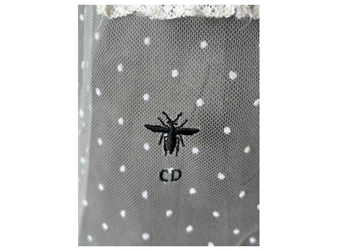 Christian Dior weiße Spitzenbluse mit Polka Dots - Ansicht 2
