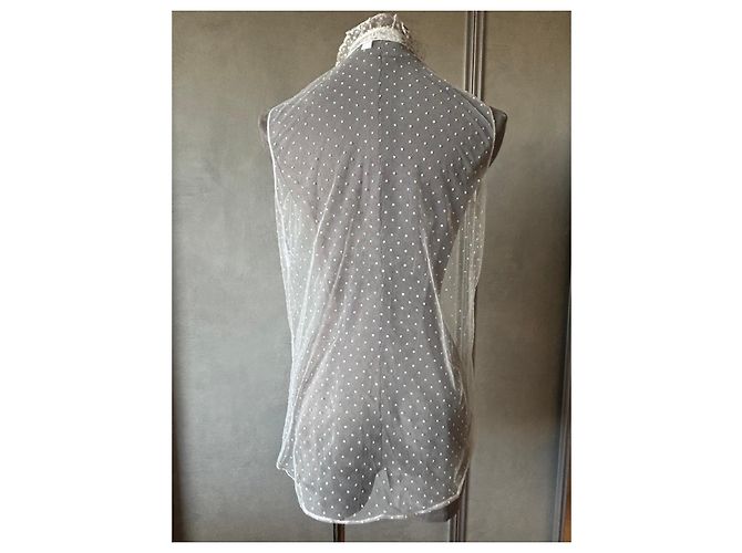 Christian Dior weiße Spitzenbluse mit Polka Dots - Ansicht 4