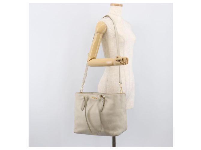 Bolso Tote Miu Miu Cuero 2way White Gold Auth 206037A Blanco Dorado - vista 32