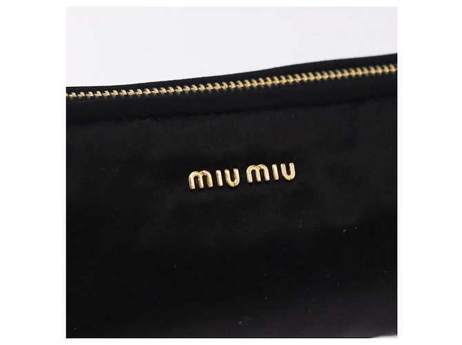 Borsa a Pochette Miu Miu Matelassé Raso Nero Oro Auth 206357A D'oro - vista 17