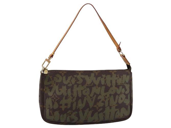 LOUIS VUITTON Monogram Graffiti Pochette Pouch Khaki M92191 LV Auth 206399A Caqui Monograma - vista 13