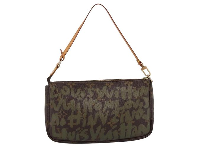 LOUIS VUITTON Monogram Graffiti Pochette Pouch Khaki M92191 LV Auth 206399A Caqui Monograma - vista 2