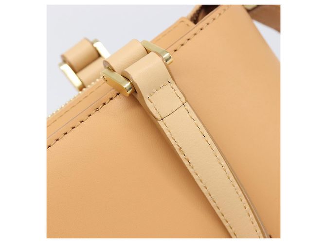 Borsa a mano BURBERRY in pelle Beige Gold Auth 206131A D'oro - vista 19
