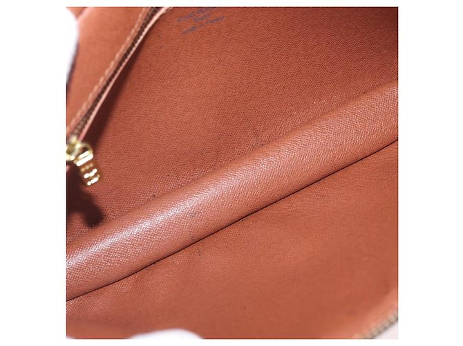 LOUIS VUITTON Monogram Marly Dragonne GM Clutch Bag M51825 LV Auth ep15885 Monograma - vista 10