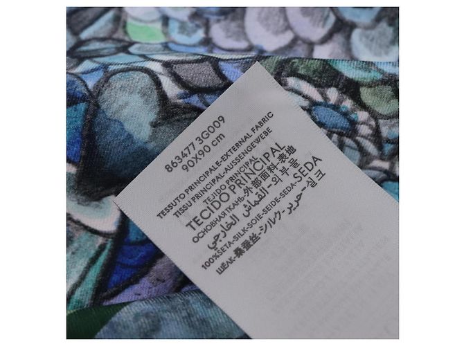 Pañuelo GUCCI Yuko Higuchi GG de seda Verde Blanco 863477 Auth 204930M - vista 23