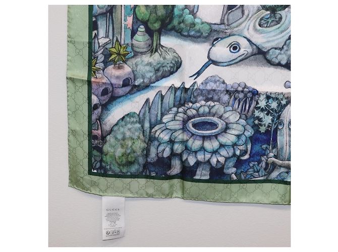 Pañuelo GUCCI Yuko Higuchi GG de seda Verde Blanco 863477 Auth 204930M - vista 8