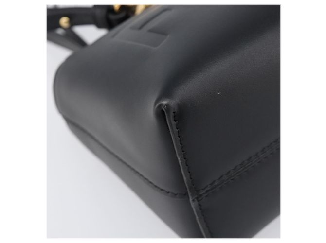 Sac à main FENDI By The Way Mini en cuir 2 voies Noir Doré 8BS067 Auth 204865V - vue 17
