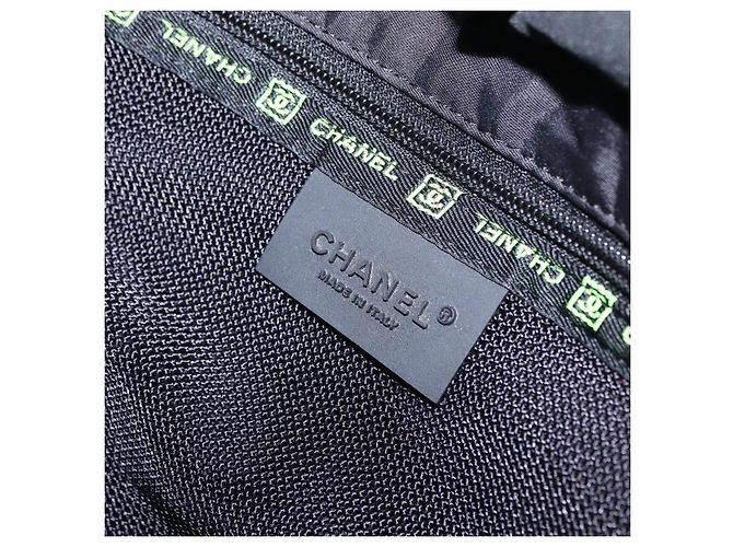 Borsa a Tracolla CHANEL Sports Line Nylon Nero Argento CC Auth 204744V - vista 19