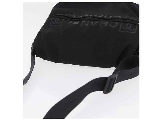 Borsa a Tracolla CHANEL Sports Line Nylon Nero Argento CC Auth 204744V - vista 6