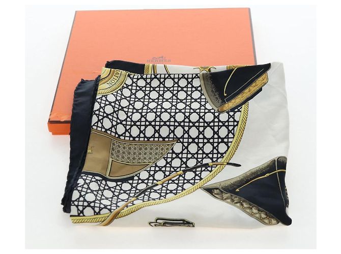 Hermès HERMES Carre 90 Seidentuch Schwarz Weiß Auth bs37175 - Ansicht 12