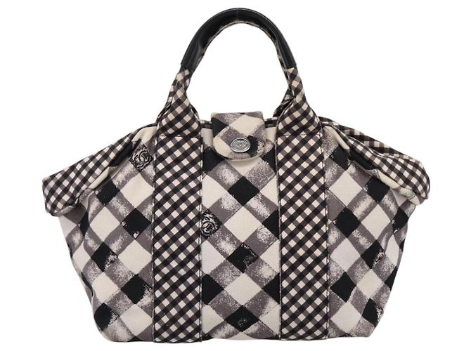 Borsa CHANEL Cruise Line Canvas Nero Bianco CC Auth bs37391A - vista 13