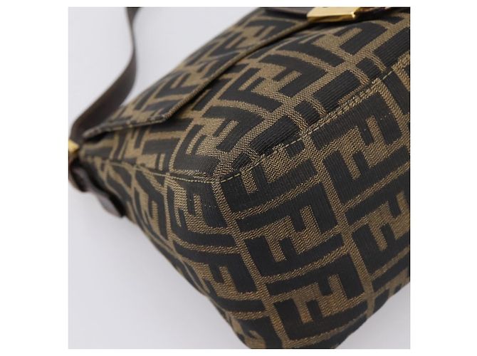 Borsa a tracolla FENDI Zucca Canvas Mamma Baguette Marrone Nero Auth LN210V - vista 16