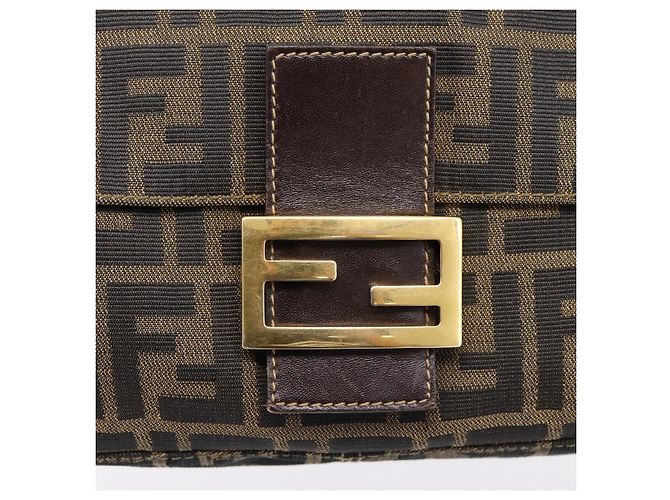 Borsa a tracolla FENDI Zucca Canvas Mamma Baguette Marrone Nero Auth LN210V - vista 20