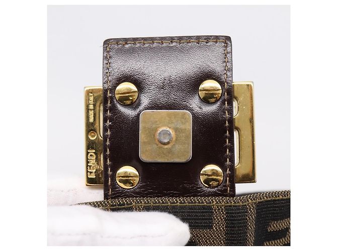 Borsa a tracolla FENDI Zucca Canvas Mamma Baguette Marrone Nero Auth LN210V - vista 22