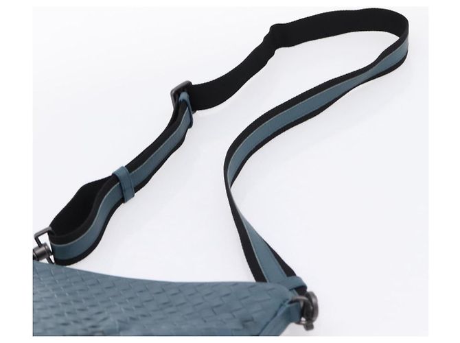 Borsa a tracolla BOTTEGA VENETA INTRECCIATO in pelle blu Auth ep16114V - vista 14