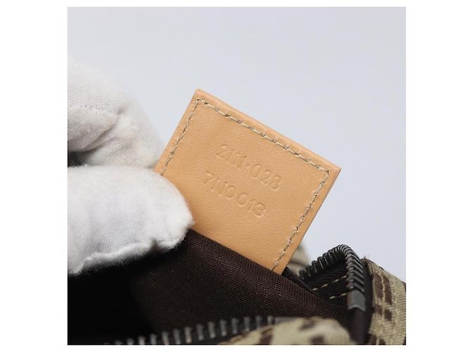 Pouch FENDI Zucchino Canvas Beige Auth kk712A - vista 12
