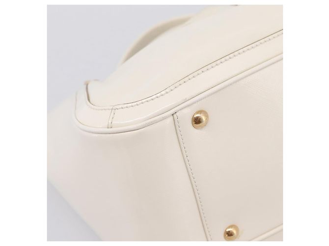 Borsa Tote Salvatore Ferragamo Gancini Chain Leather White Gold Auth 206356A Bianco D'oro - vista 14