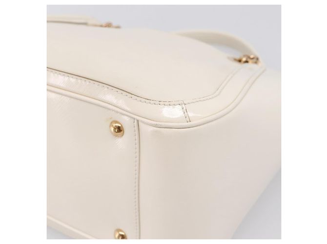 Borsa Tote Salvatore Ferragamo Gancini Chain Leather White Gold Auth 206356A Bianco D'oro - vista 15