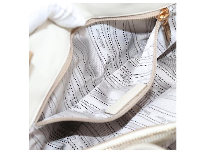 Borsa Tote Salvatore Ferragamo Gancini Chain Leather White Gold Auth 206356A Bianco D'oro - vista 22