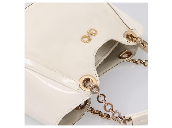 Borsa Tote Salvatore Ferragamo Gancini Chain Leather White Gold Auth 206356A Bianco D'oro - vista 6