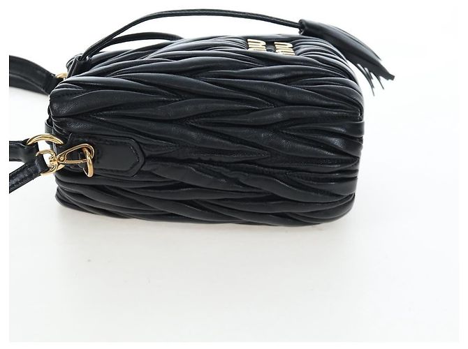 Borsa a spalla Miu Miu Matelassé in pelle 2way Nero Oro Auth 205997M D'oro - vista 3