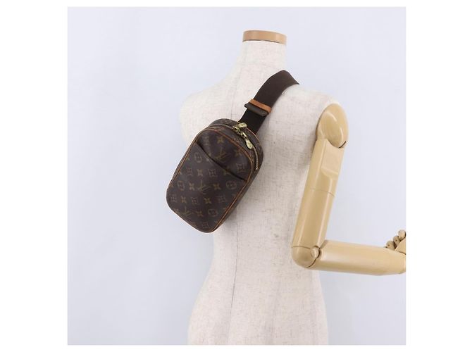 LOUIS VUITTON Monogram Pochette Gange Shoulder Bag M51870 LV Auth ka6355 Monogramm - Ansicht 23