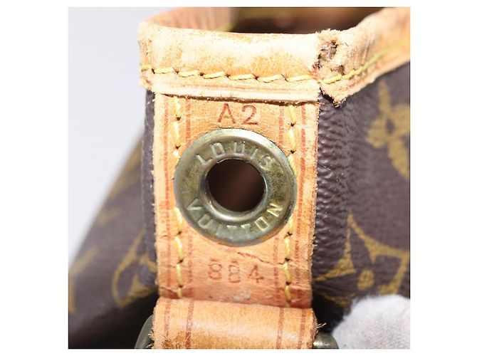 LOUIS VUITTON Bolsa de Ombro Monogram Petit Noe M42226 LV Auth 202948 Monograma - vista 12
