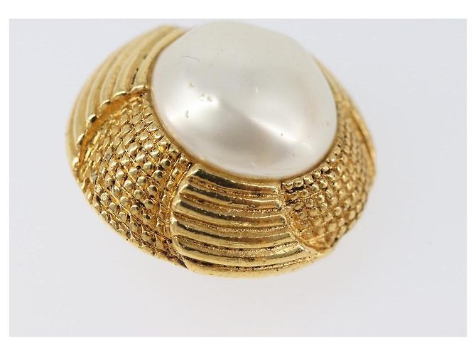 CHANEL Earring Metal Gold Tone White CC Auth bs37083 - view 9