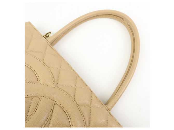 Chanel Medallion Quilted Lambskin Bege - vista 6