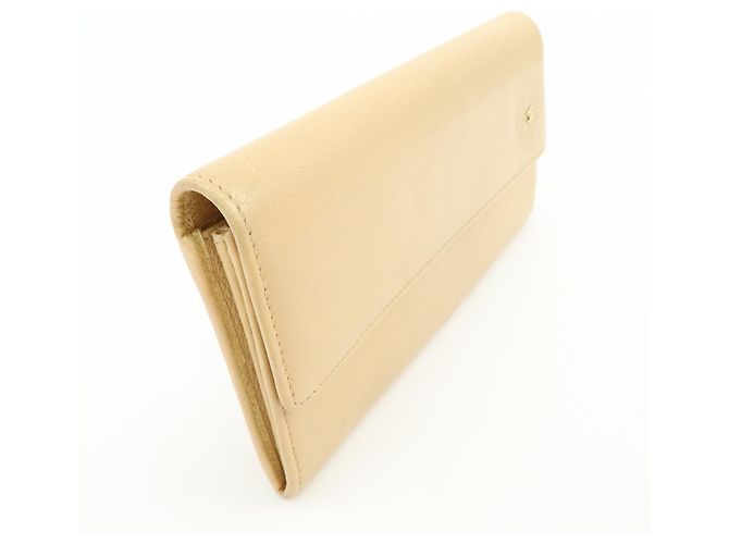 Chanel Camellia Flap Leather Long Beige - vista 4