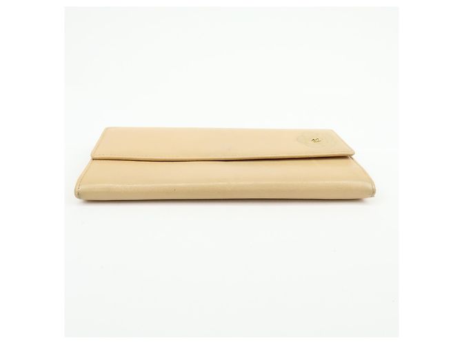 Chanel Camellia Flap Leather Long Beige - vista 5