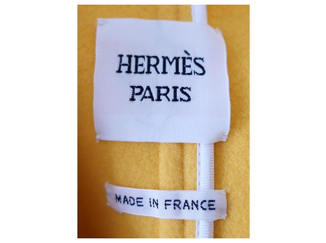 Casaco Hermès em Lã e Cashmere Creme e Amarelo Cru - vista 10