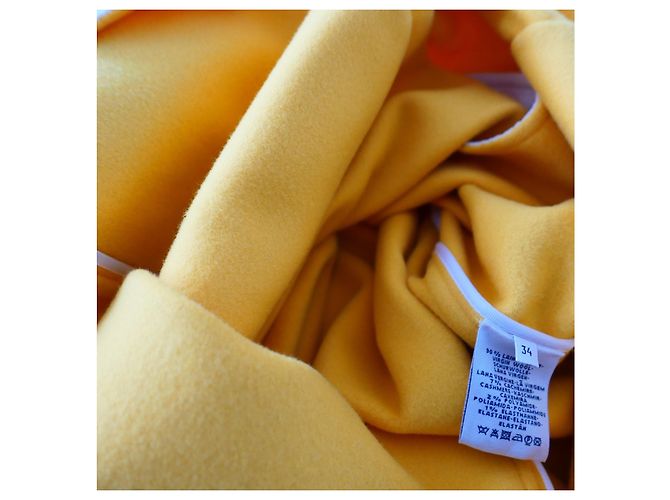 Casaco Hermès em Lã e Cashmere Creme e Amarelo Cru - vista 12