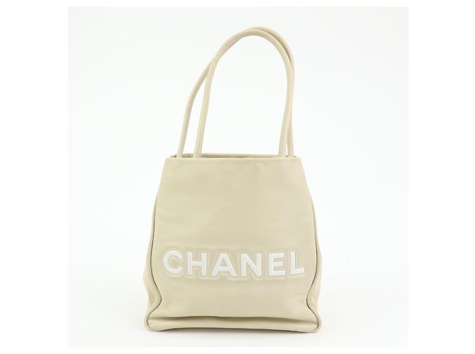 Chanel Camellia Lambskin Medium Beige - vista 2