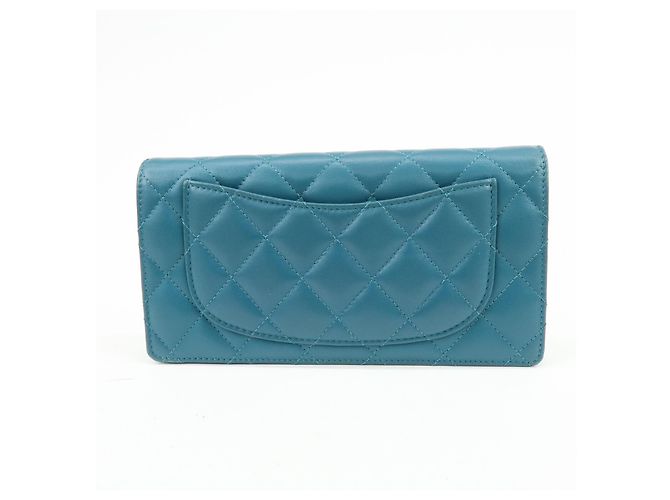 Chanel Bi-Fold Quilted Patent Blau - Ansicht 2