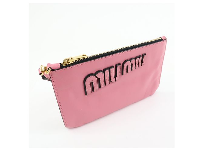 Miu Miu Logo Chain Clutch aus Shearling Pink - Ansicht 4