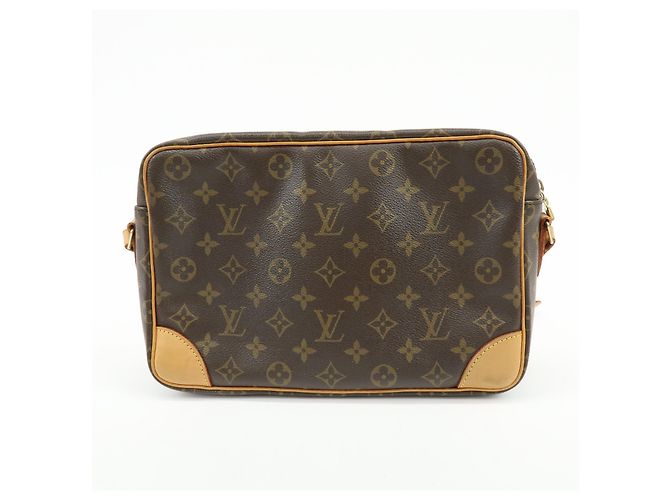 Louis Vuitton Trocadero Monogram Canvas 30 Marrom - vista 2