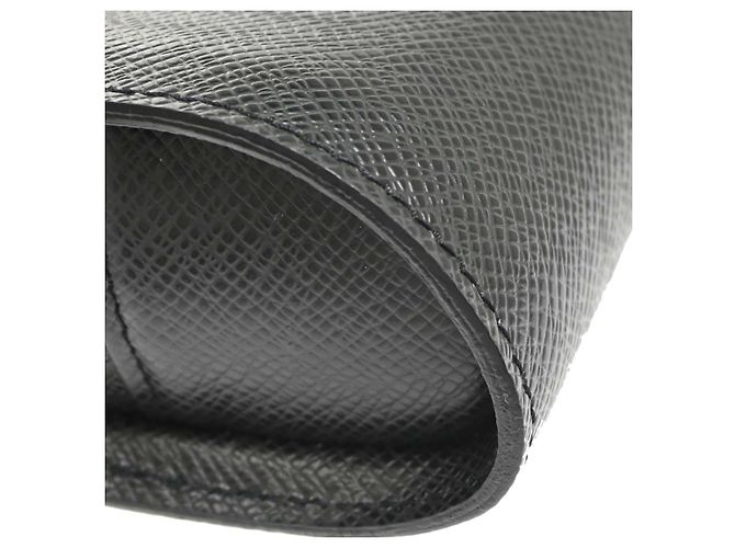 Louis Vuitton Pochette Baikal Clutch Taiga Leather Noir - vue 6