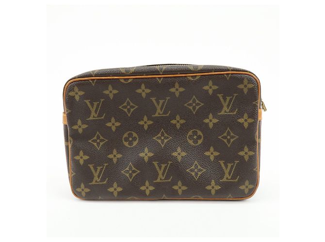 Louis Vuitton Compiegne Cosmetic Monogram Canvas 28 Castaño - vista 2