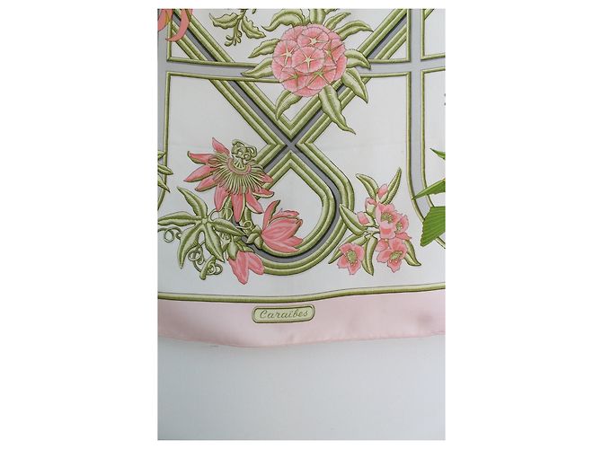 Hermès Carré Caraïbe en soie - Rose Marron Blanc Vert - vue 4