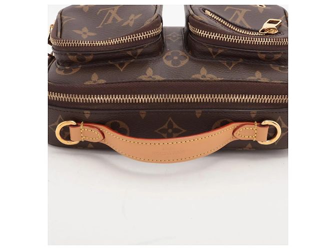 Louis Vuitton Utility Monogram Canvas medium Marrom - vista 5