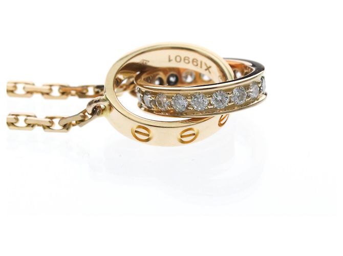 Cartier Love Interlocking 18K Rose Gold with Diamonds D'oro - vista 5