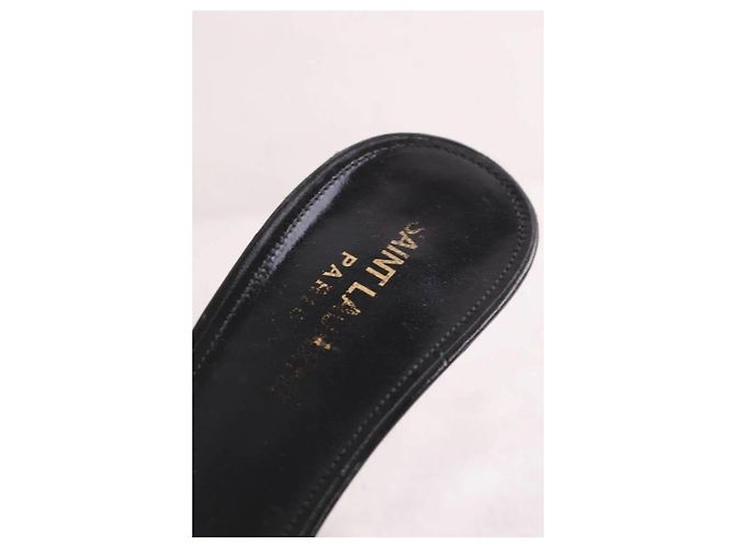 Autre Marque Escarpins Saint Laurent en cuir noir - vue 4