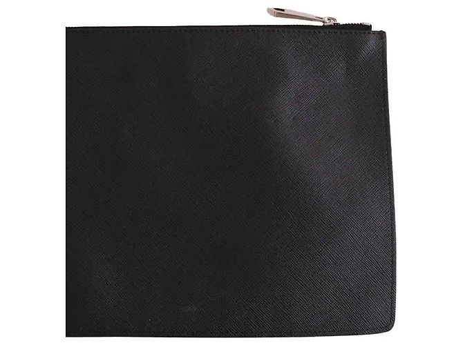 Clutch Givenchy em couro preto - vista 3