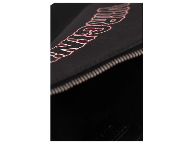 Clutch Givenchy em couro preto - vista 4