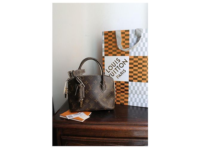 Louis Vuitton Sac à Main Lock It BB Monogram Marron - vue 3
