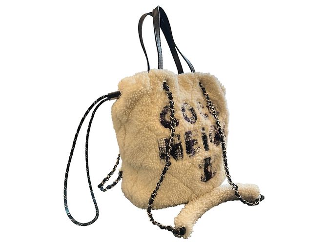 Sac à main Chanel "The Coco Neige" 2019 - vue 2